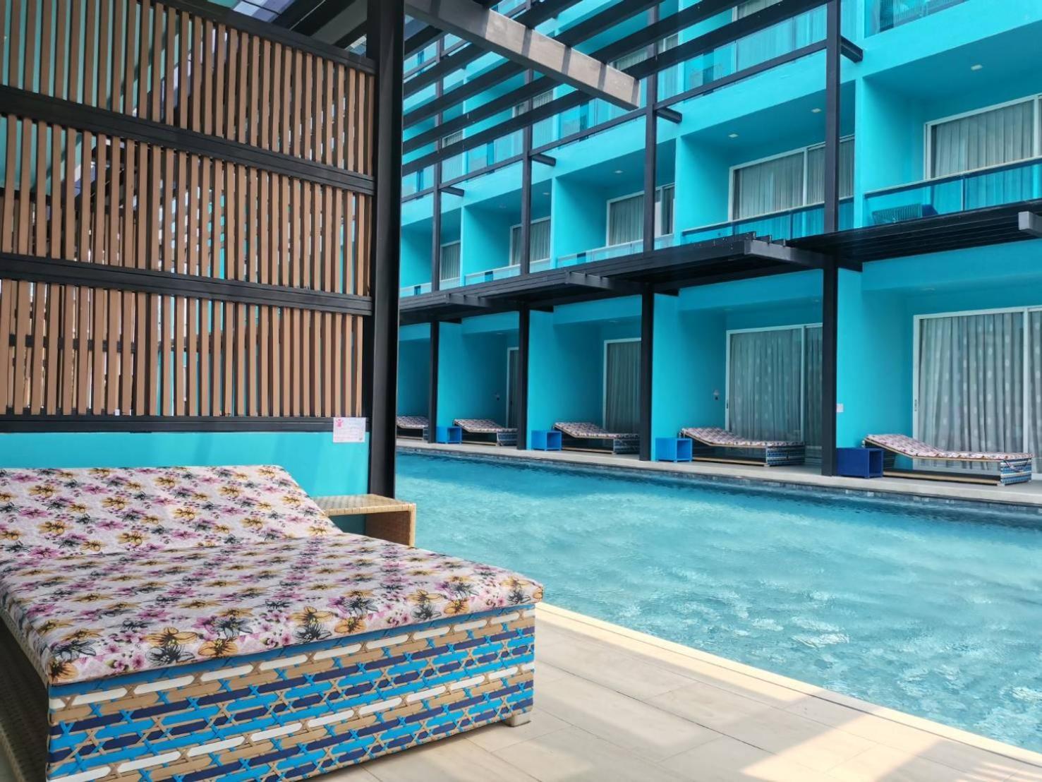 Beach Walk Boutique Resort Bangsaen Quarto foto